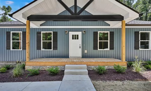 Cumberland City, TN 37050,311 Conger St