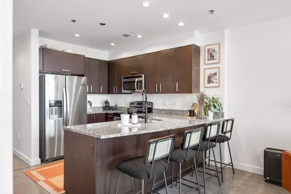 Nashville, TN 37203,1510 Demonbreun St #701