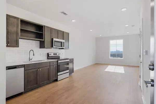 Nashville, TN 37207,2900 Edwin Way #105