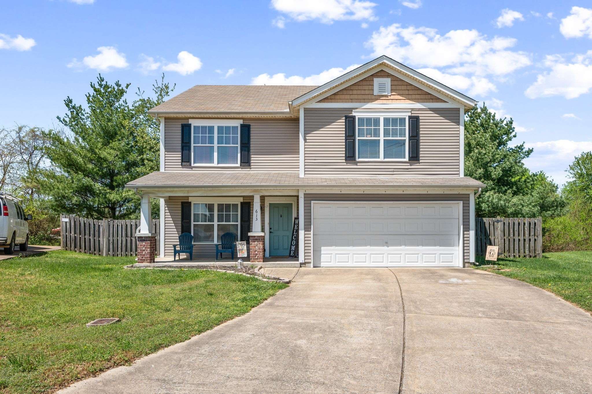 613 Blossom Hill Dr,  Smyrna,  TN 37167