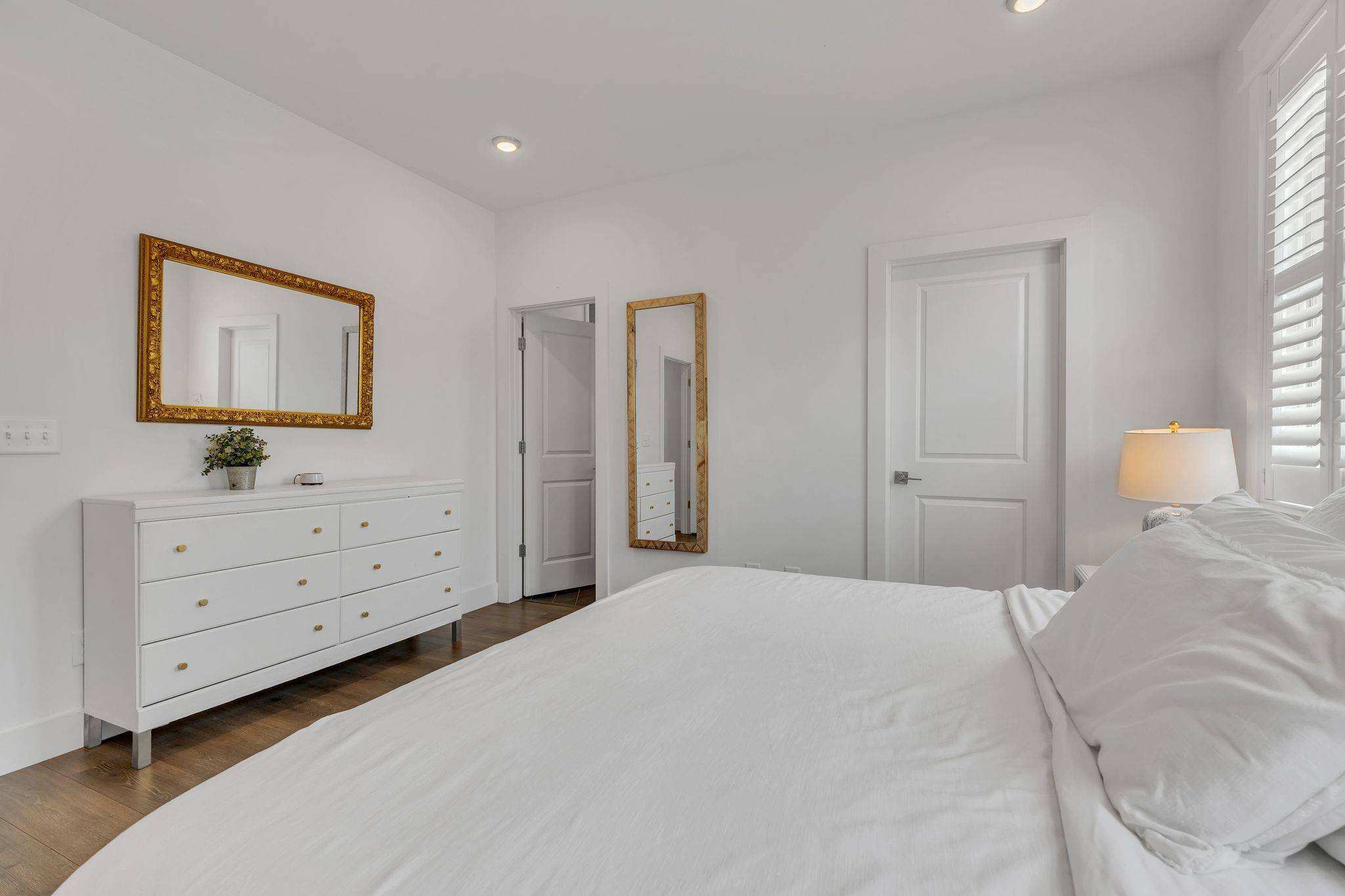 Nashville, TN 37210,106 Lewis St
