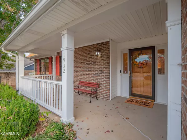 Maryville, TN 37803,1932 Raulston view Drive