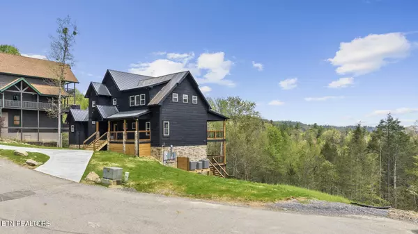 Sevierville, TN 37862,2843 Cedar Falls Way