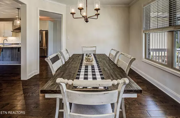 Friendsville, TN 37737,858 Dunlap Hollow Rd