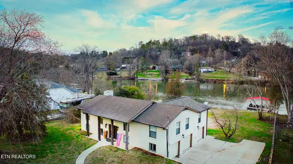 Knoxville, TN 37914,1709 River Shores Drive