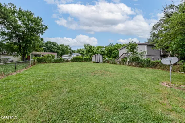 Maryville, TN 37804,2411 Cecelia Ave