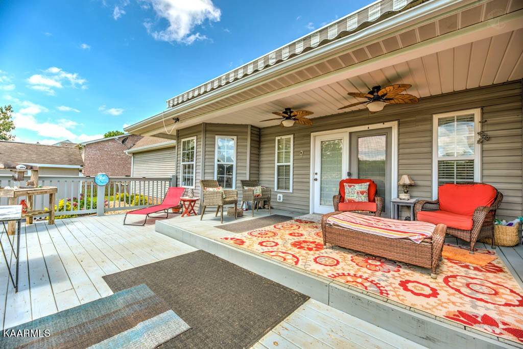 Maryville, TN 37803,2834 Country Meadows Lane