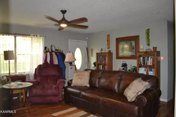 Clinton, TN 37716,763 Blockhouse Valley Rd