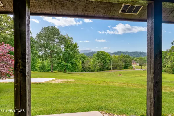 Maryville, TN 37801,6039 Lindrick Lane