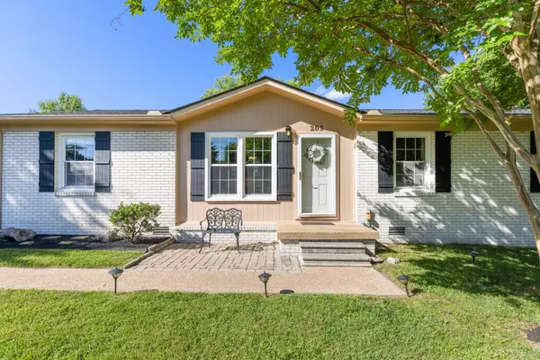 Spring Hill, TN 37174,203 Hesta St