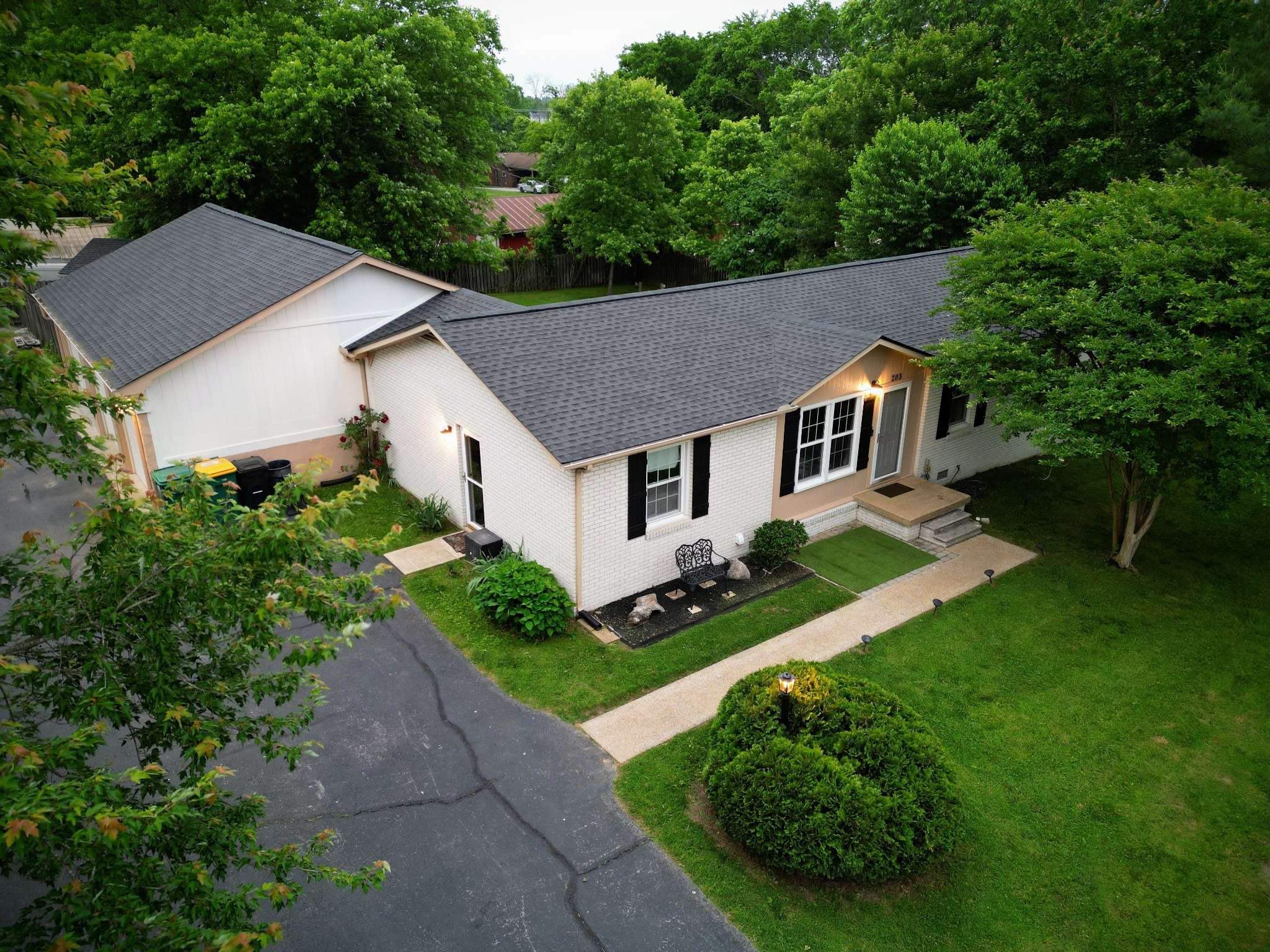 203 Hesta St,  Spring Hill,  TN 37174