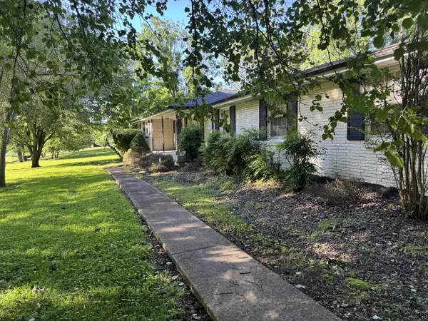 Goodlettsville, TN 37072,512 Utley Dr