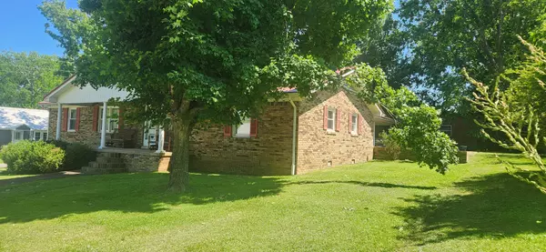 Centerville, TN 37033,110 E Ward St