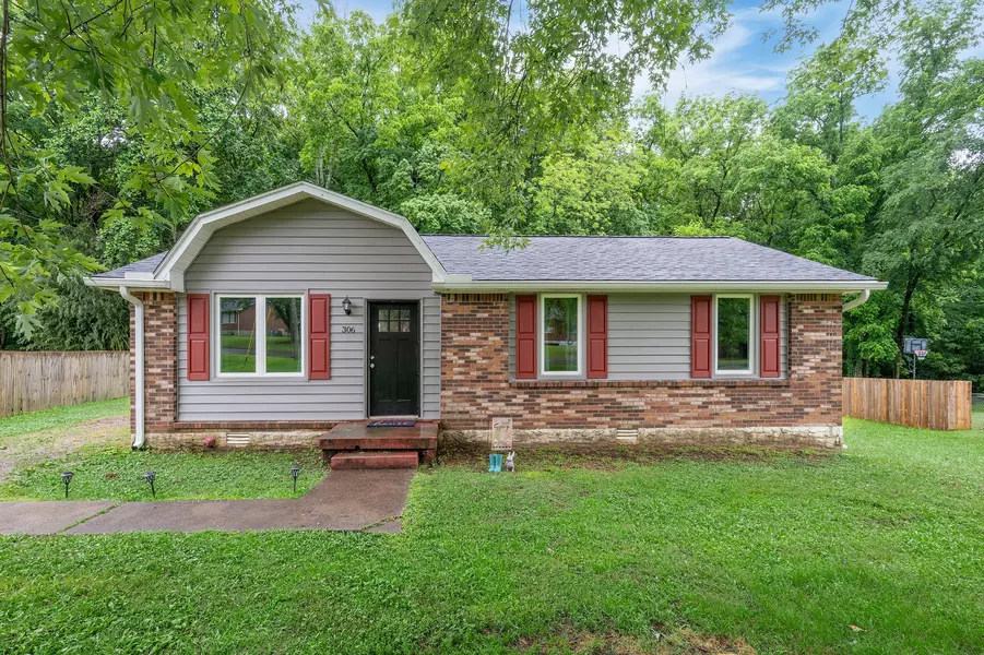 306 Sunny Acre Dr, Mount Juliet, TN 37122