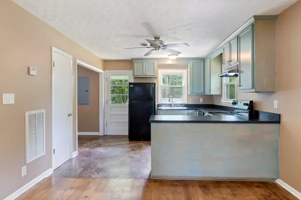 Vanleer, TN 37181,1615 New Dry Hollow Rd