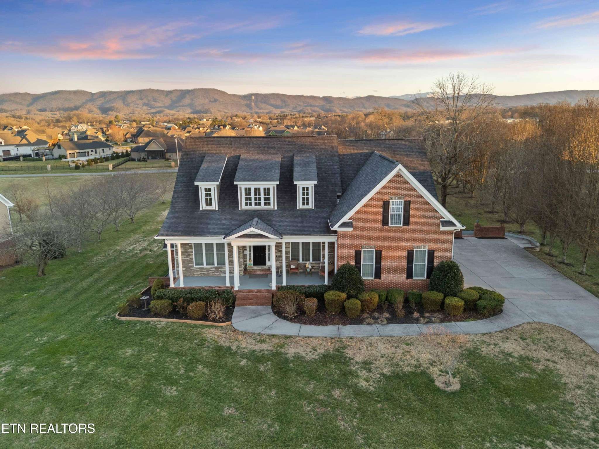 3208 Whittenburg Drive, Maryville, TN 37804