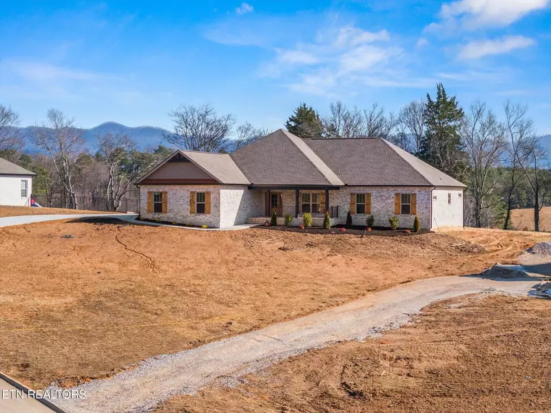 212 Charlie Lane, Maryville, TN 37804