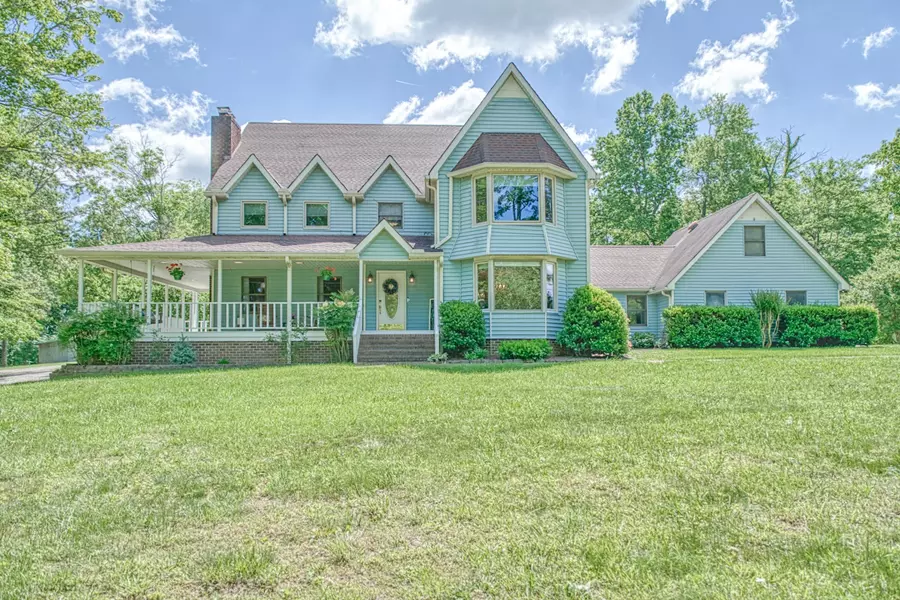 447 W Bangham Rd, Cookeville, TN 38501