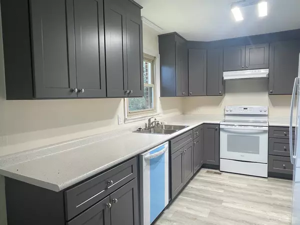 Winchester, TN 37398,811 Cumberland Dr