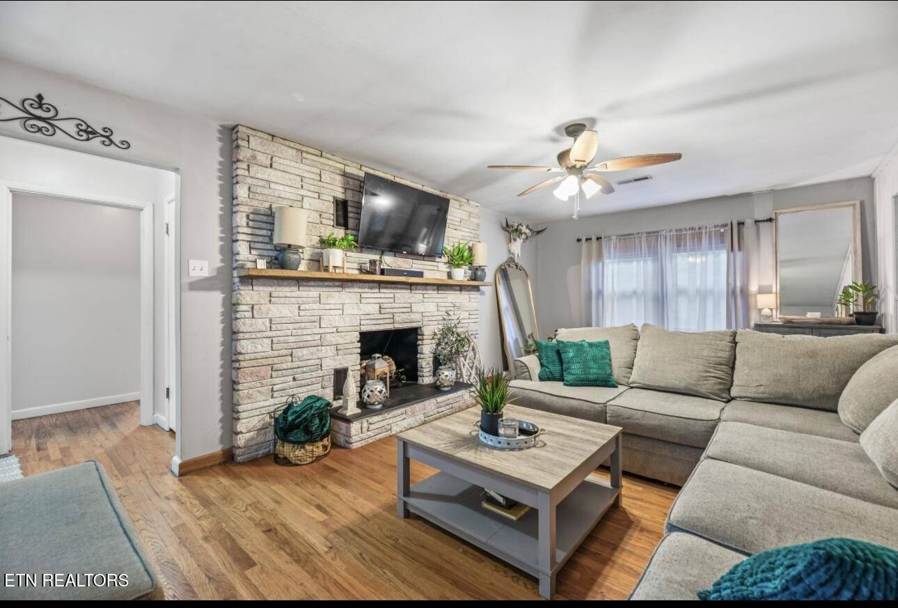 Lenoir City, TN 37772,202 Highland Circle
