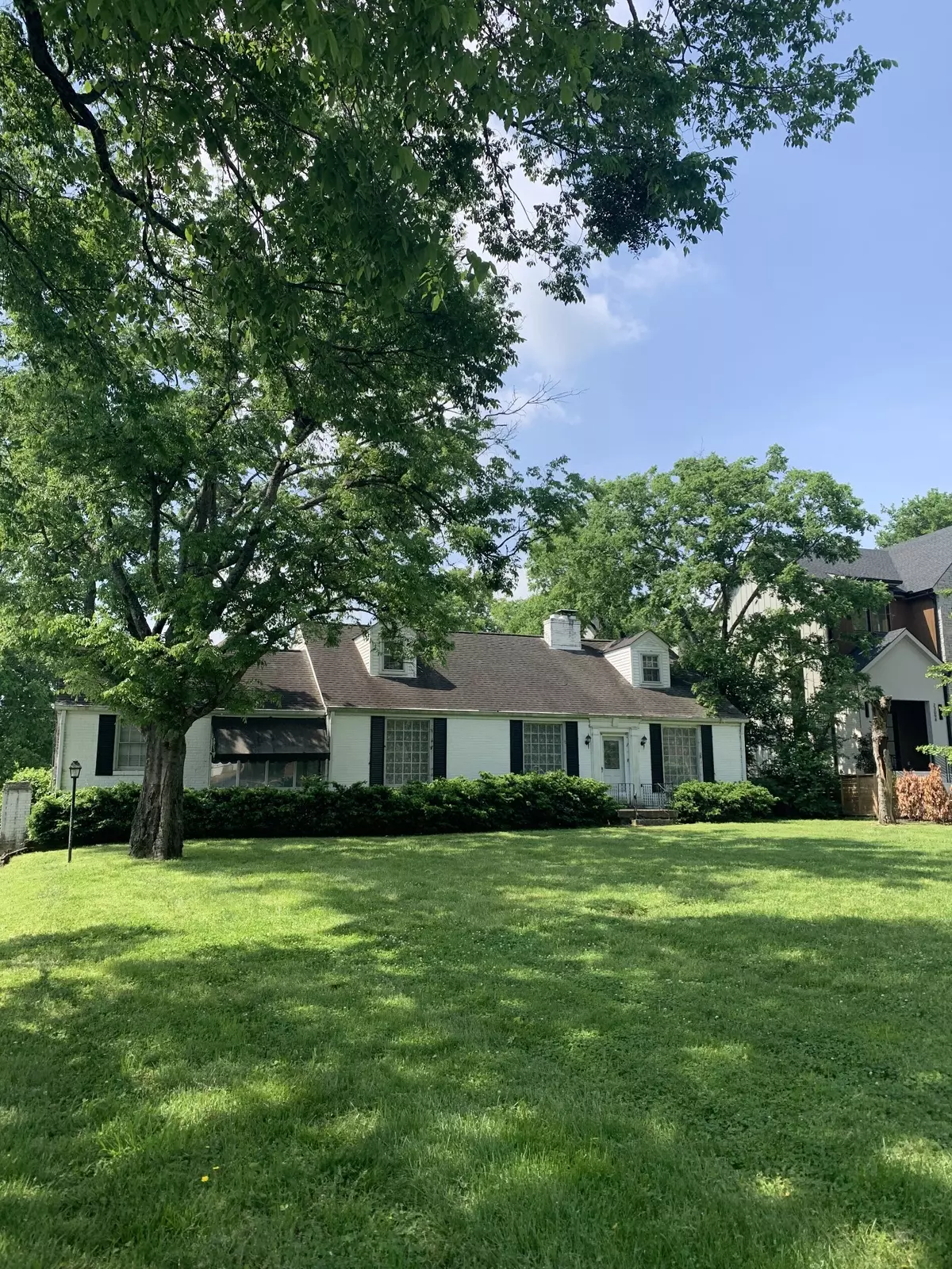 Nashville, TN 37215,2307 Hobbs Rd