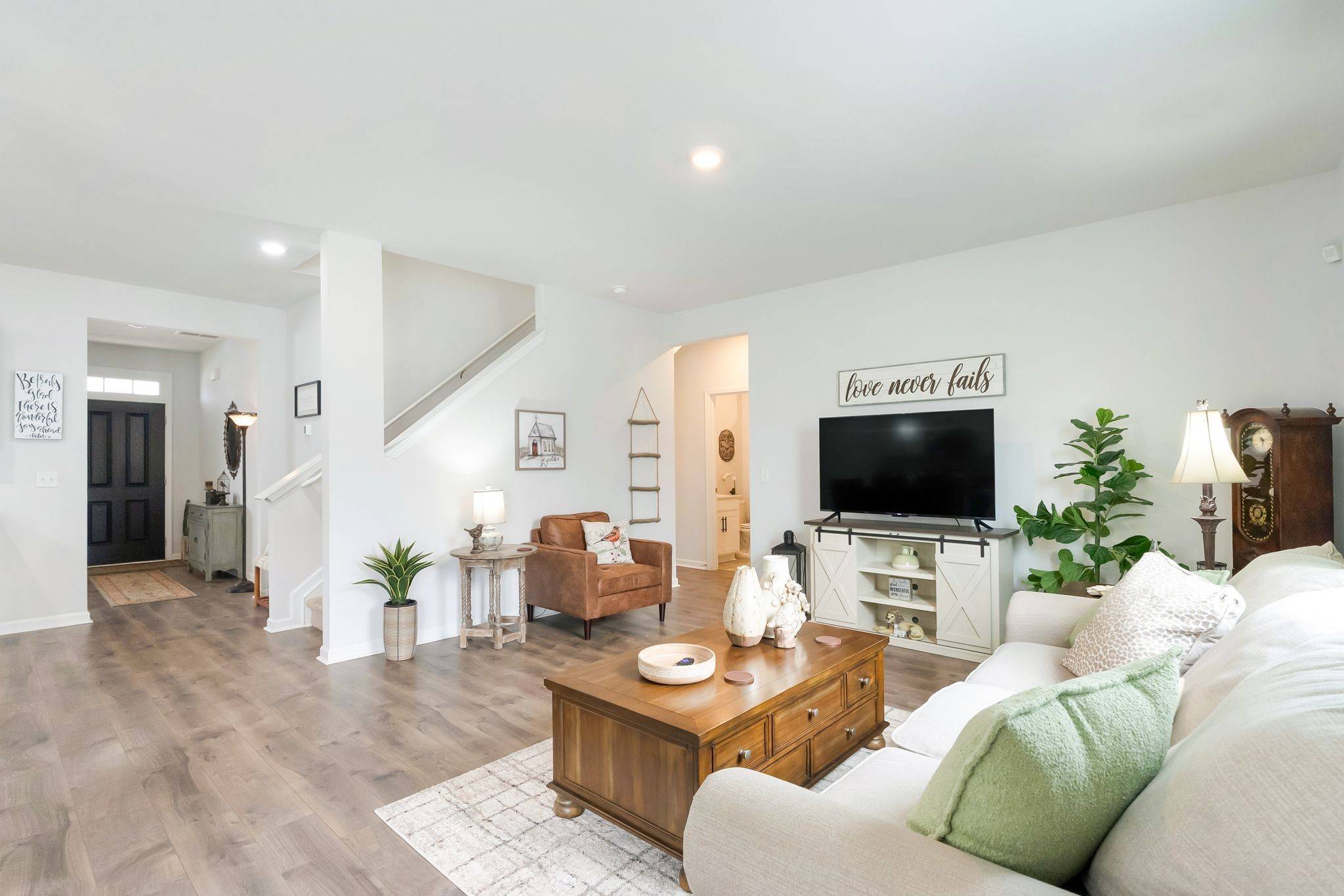 4043 Beach Way, White House, TN 37188