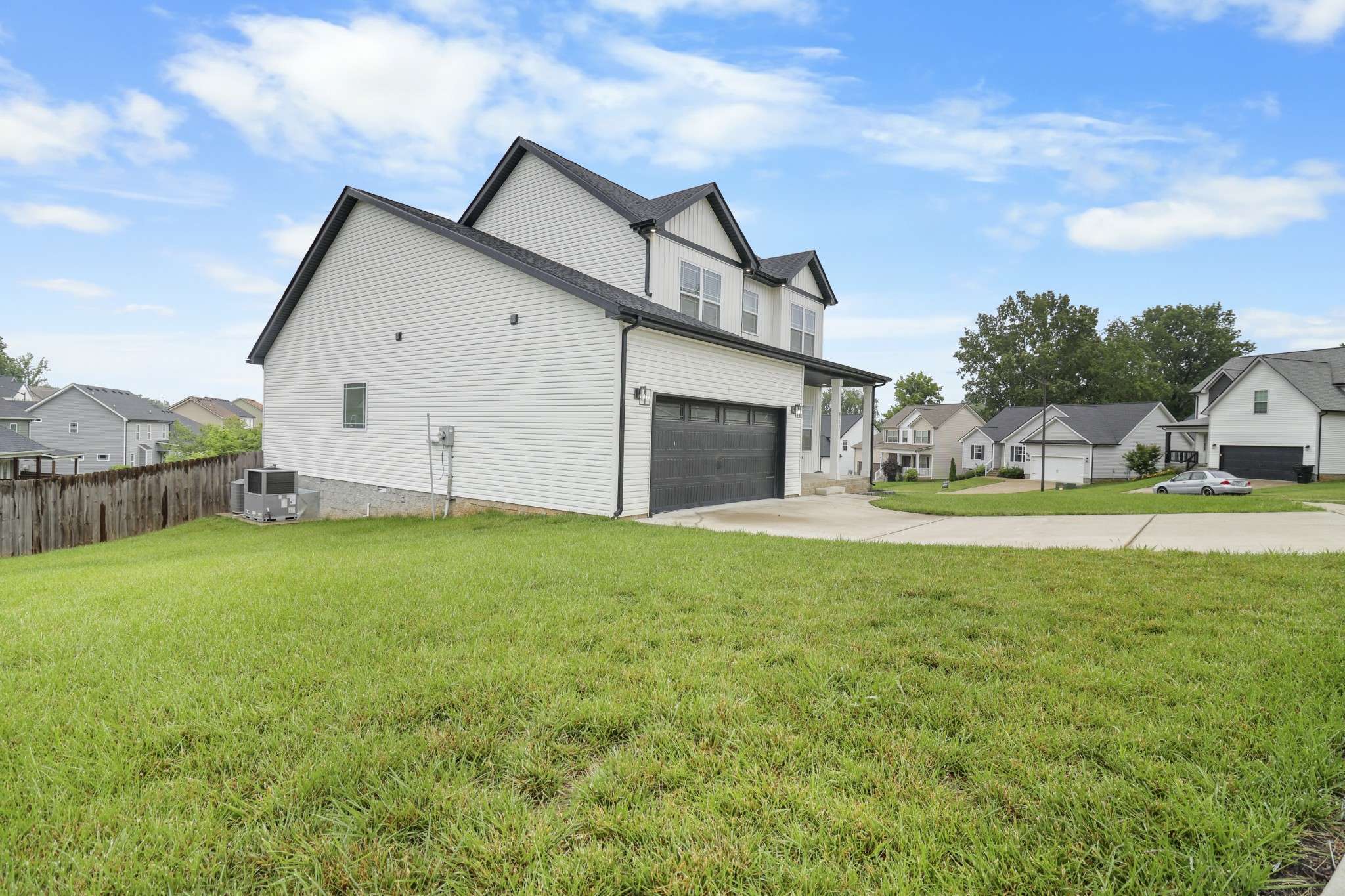 Clarksville, TN 37042,525 Woodtrace Dr