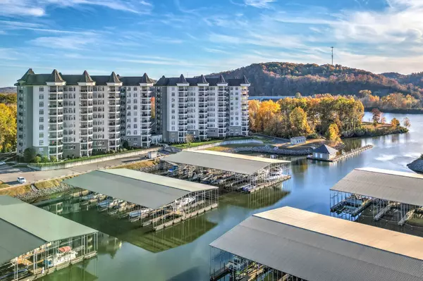 Ashland City, TN 37015,400 Warioto Way #905