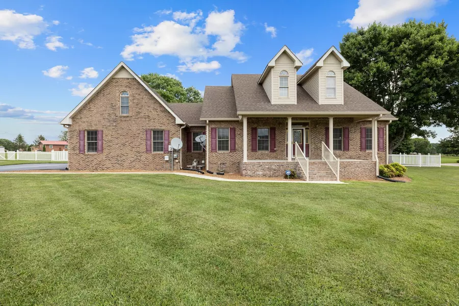 69 COURTNEA LN, Manchester, TN 37355