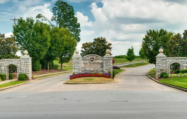 Gallatin, TN 37066,1592 Foxland Blvd