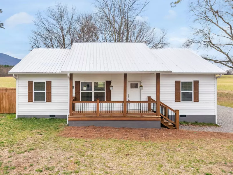 215 Perimeter Road, Benton, TN 37307