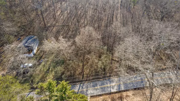 Soddy Daisy, TN 37379,698 Green Pond Road