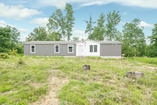 119 Enterprise Ln, Gainesboro, TN 38562