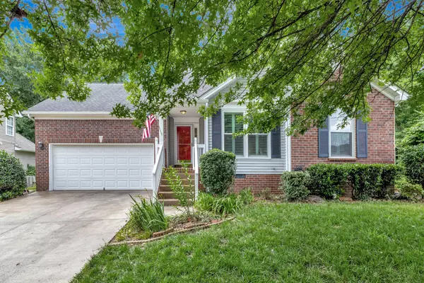 411 Brownstone St, Old Hickory, TN 37138