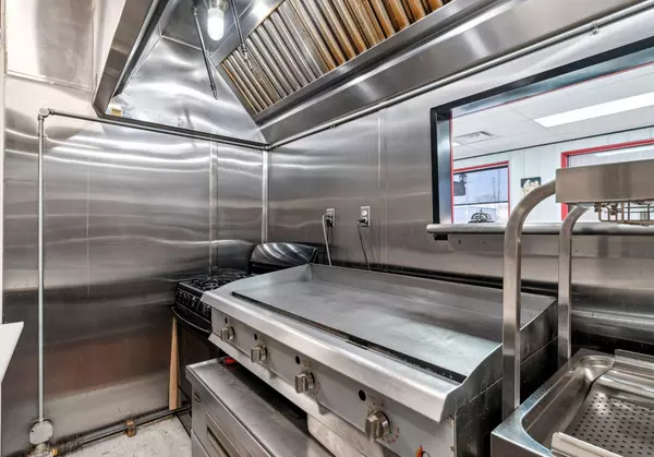 Linden, TN 37096,1039 Squirrel Hollow Dr