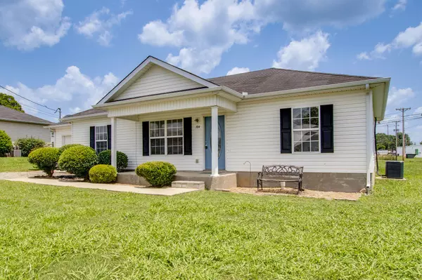 104 Saddlewood Dr, Shelbyville, TN 37160