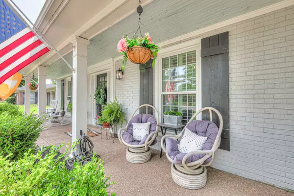 Franklin, TN 37069,1027 Boxwood Dr