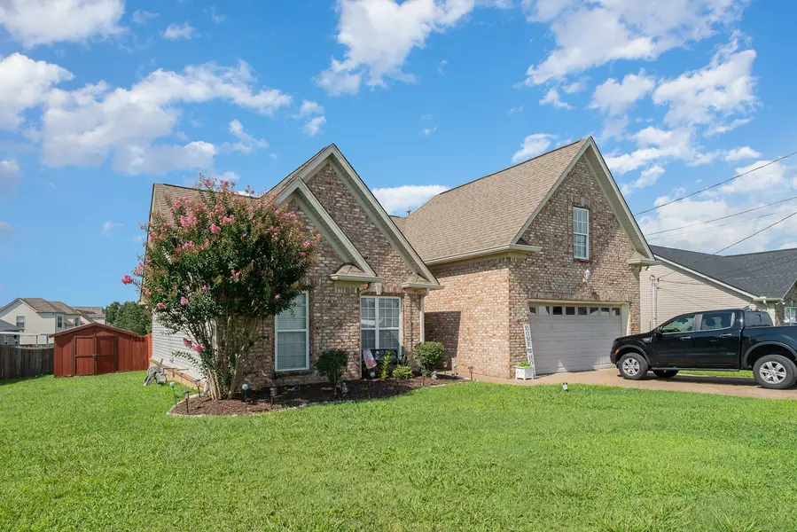 409 Princeton Dr, Lebanon, TN 37087