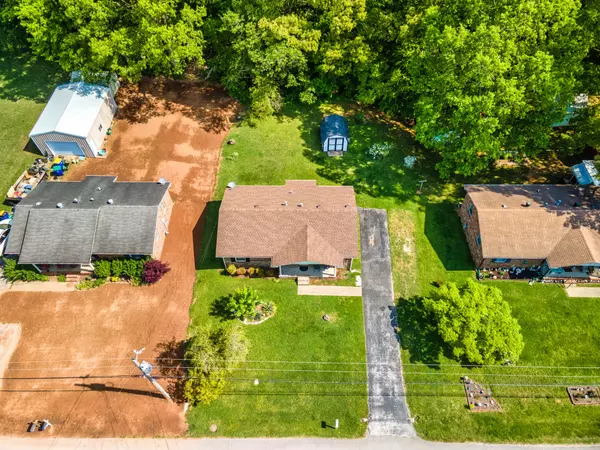 Franklin, KY 42134,825 Oak St
