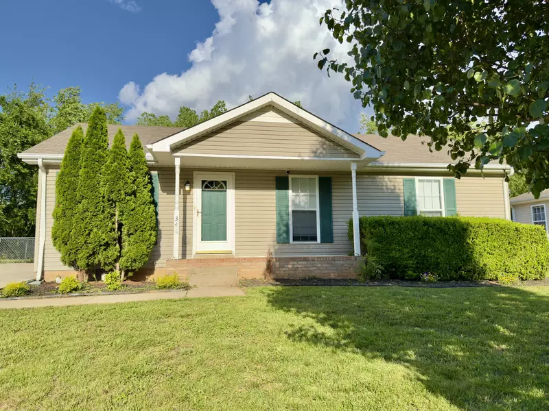 346 Cranklen Cir, Clarksville, TN 37042
