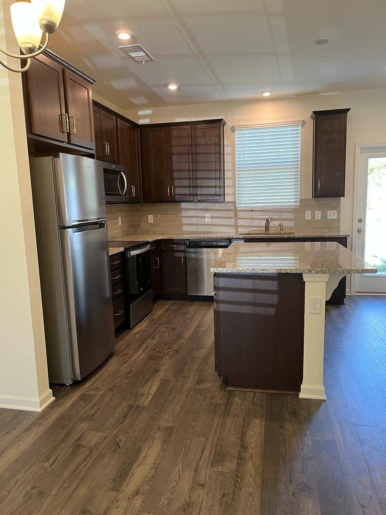 Nashville, TN 37209,615 Old Hickory Blvd #716