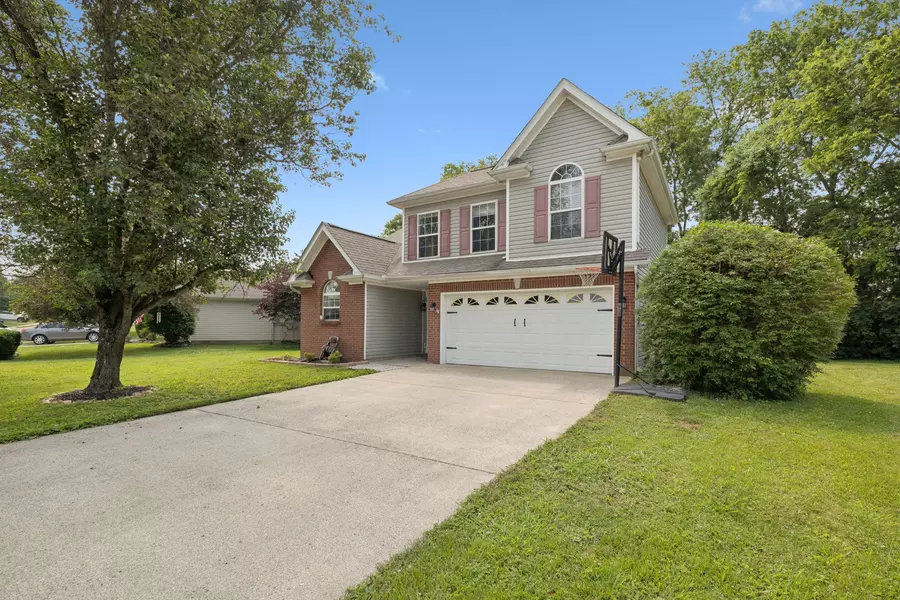 1061 Chesire Way, Gallatin, TN 37066