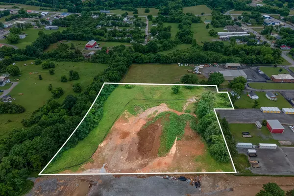 113 Cobb St, Shelbyville, TN 37160