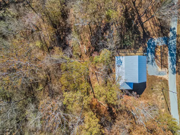 Hohenwald, TN 38462,761 Metal Ford Rd