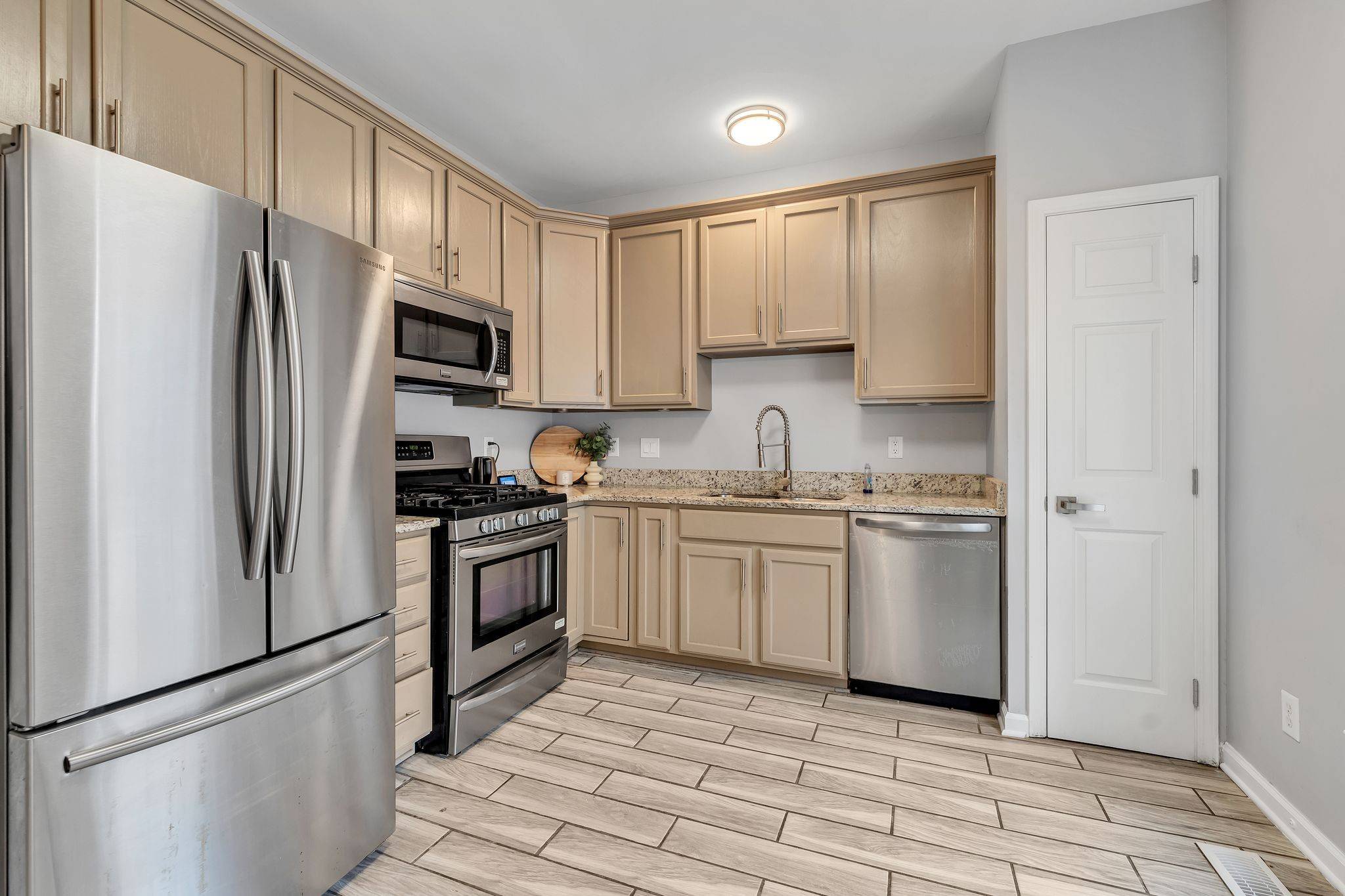 5170 Hickory Hollow Pkwy #809, Antioch, TN 37013