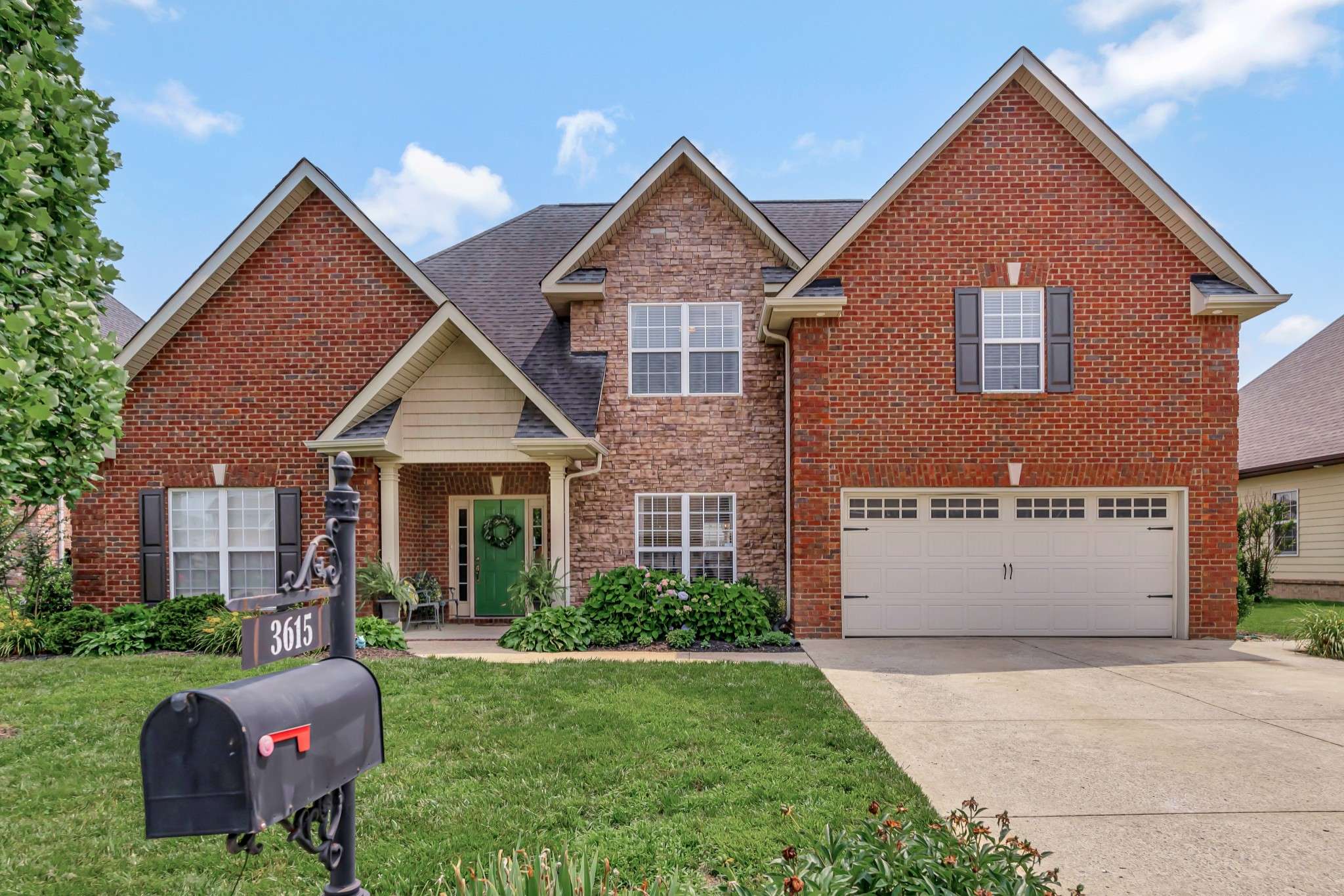 3615 Sweetbriar Ave, Murfreesboro, TN 37128
