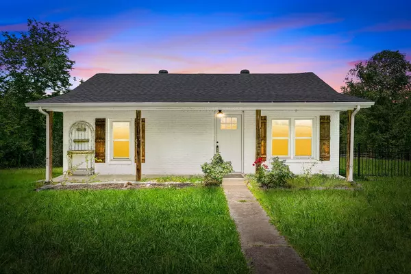 3969 Cumberland City Rd, Indian Mound, TN 37079