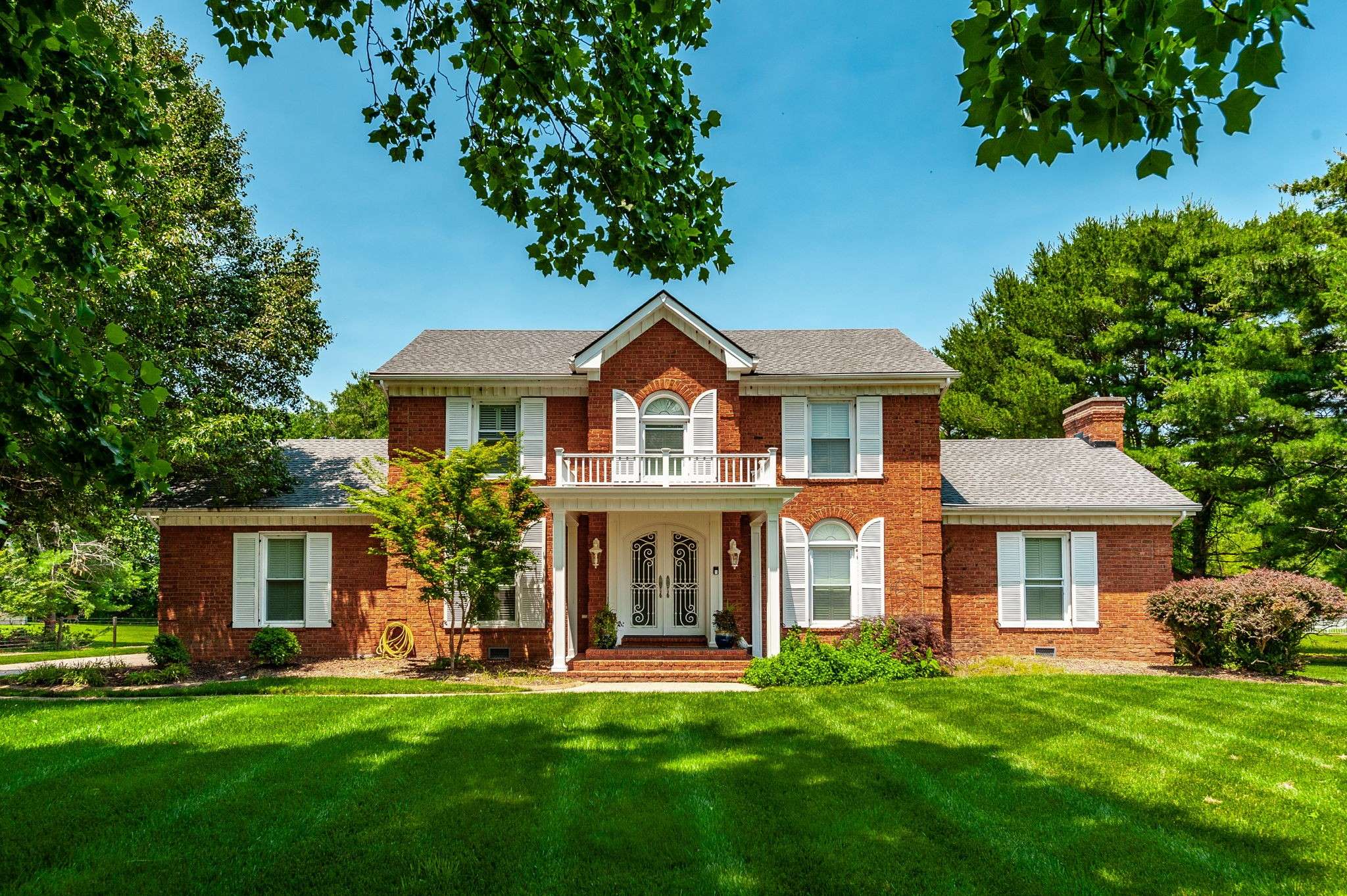 1234 Windsor Dr, Gallatin, TN 37066