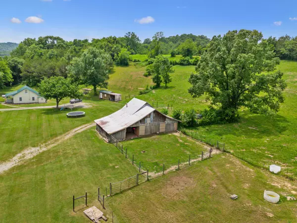 Pulaski, TN 38478,2665 Center Point Rd