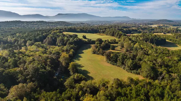 238 County Road 792, Etowah, TN 37331